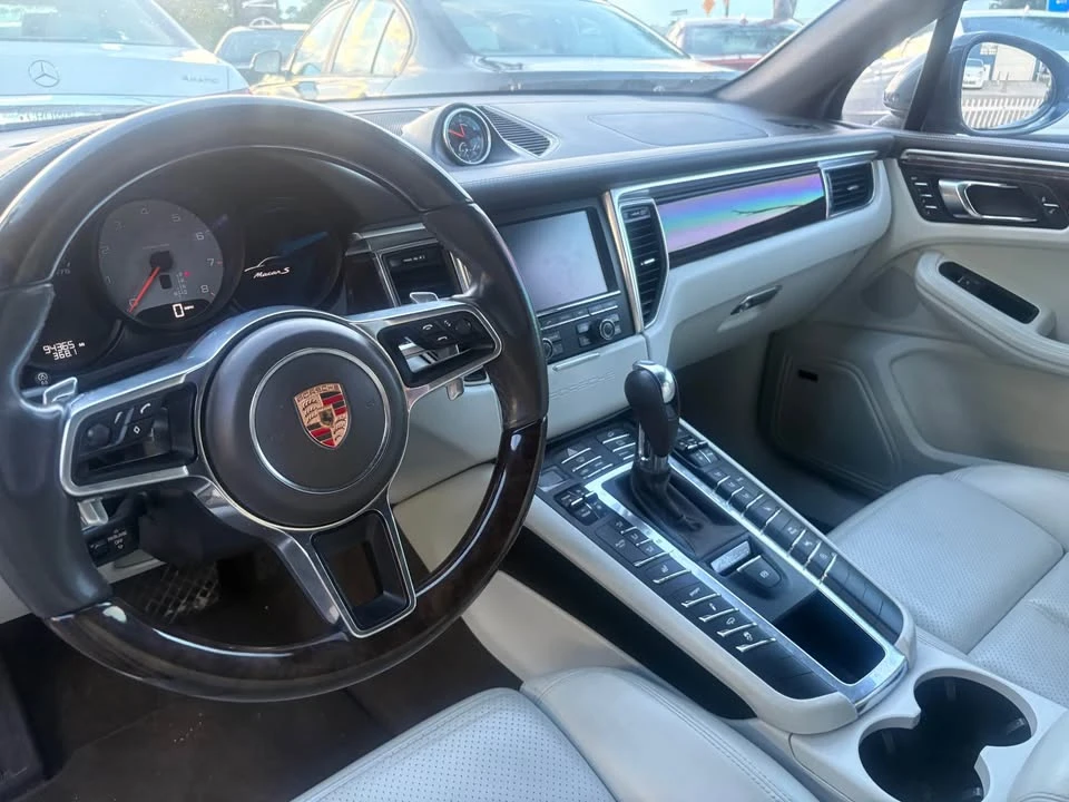 2015 Porsche Macan S - Image 7 of 11