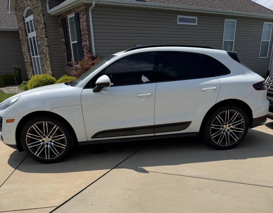 2015 Porsche Macan S - Image 11 of 13