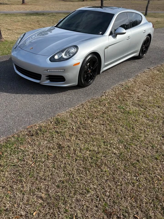 2015 Porsche 970 Panamera - Image 3 of 10