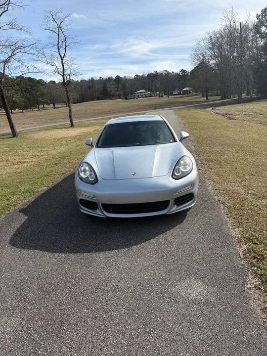 2015 Porsche 970 Panamera - Image 2 of 10