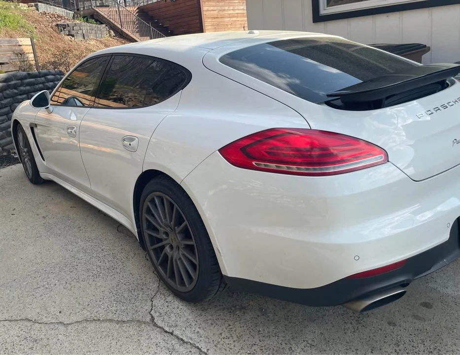 2015 Porsche 970 Panamera - Image 4 of 10