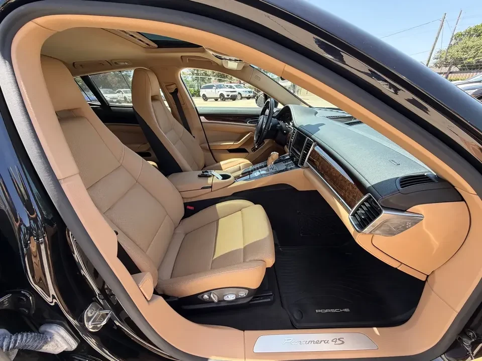 2015 Porsche 970 Panamera - Image 11 of 15