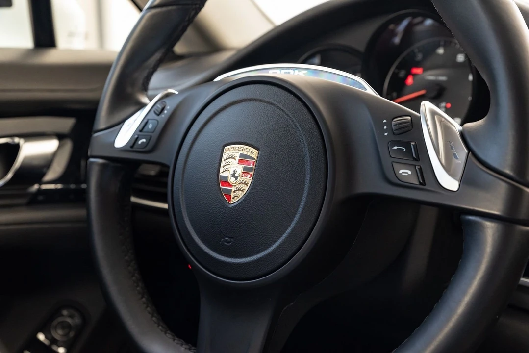 2015 Porsche 970 Panamera - Image 7 of 14