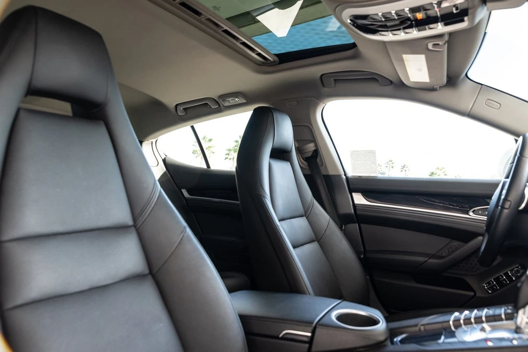 2015 Porsche 970 Panamera - Image 6 of 14