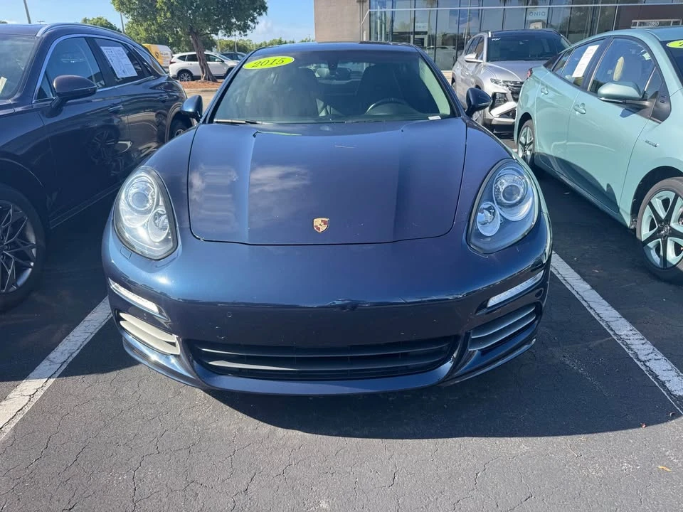 2015 Porsche Panamera - Image 2 of 7