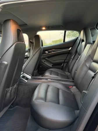2015 Porsche 970 Panamera - Image 10 of 21