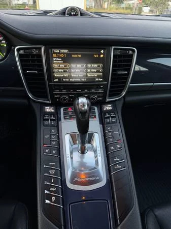 2015 Porsche 970 Panamera - Image 17 of 21
