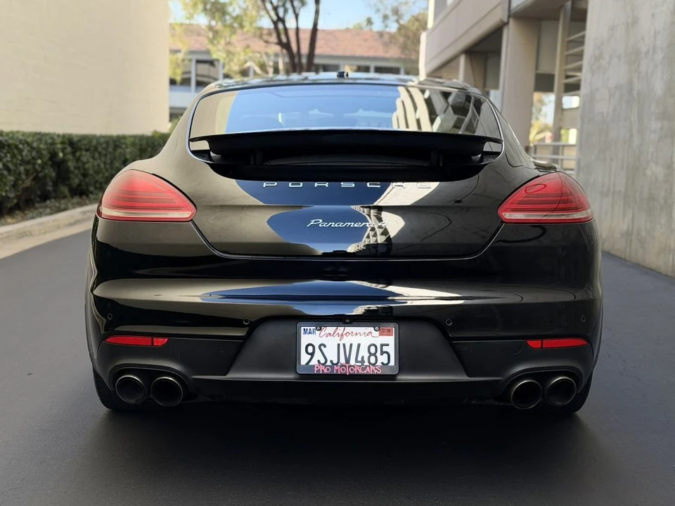 2015 Porsche 970 Panamera - Image 6 of 21