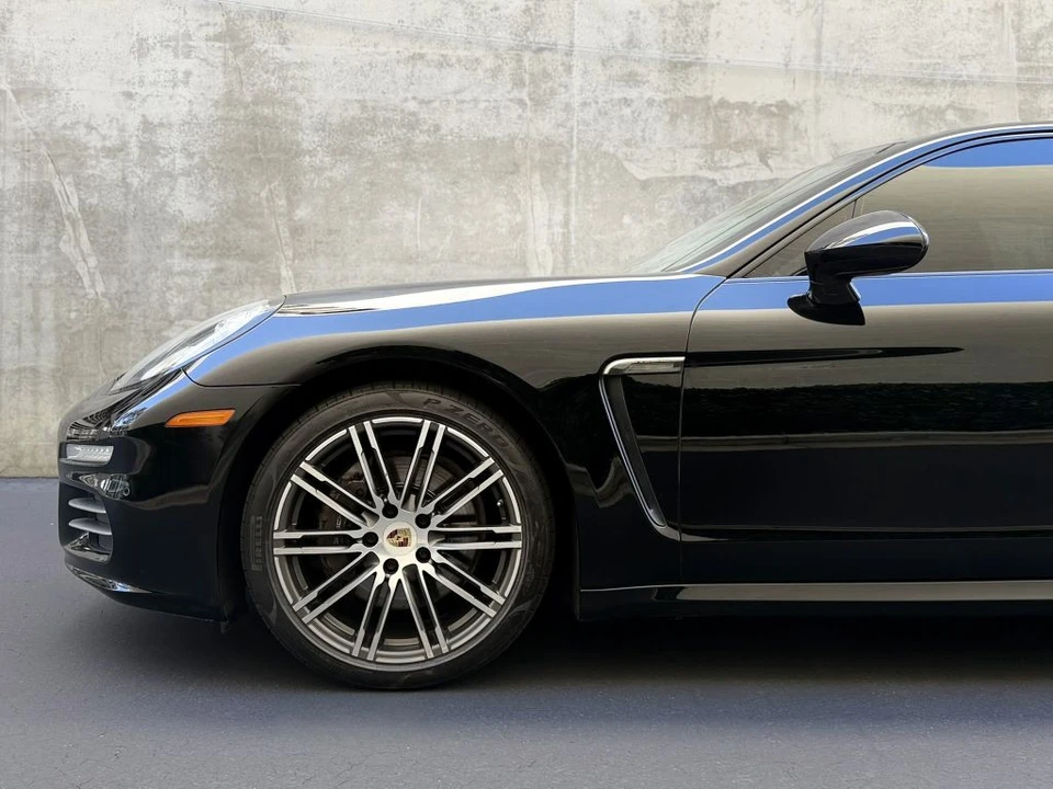 2015 Porsche 970 Panamera - Image 11 of 21