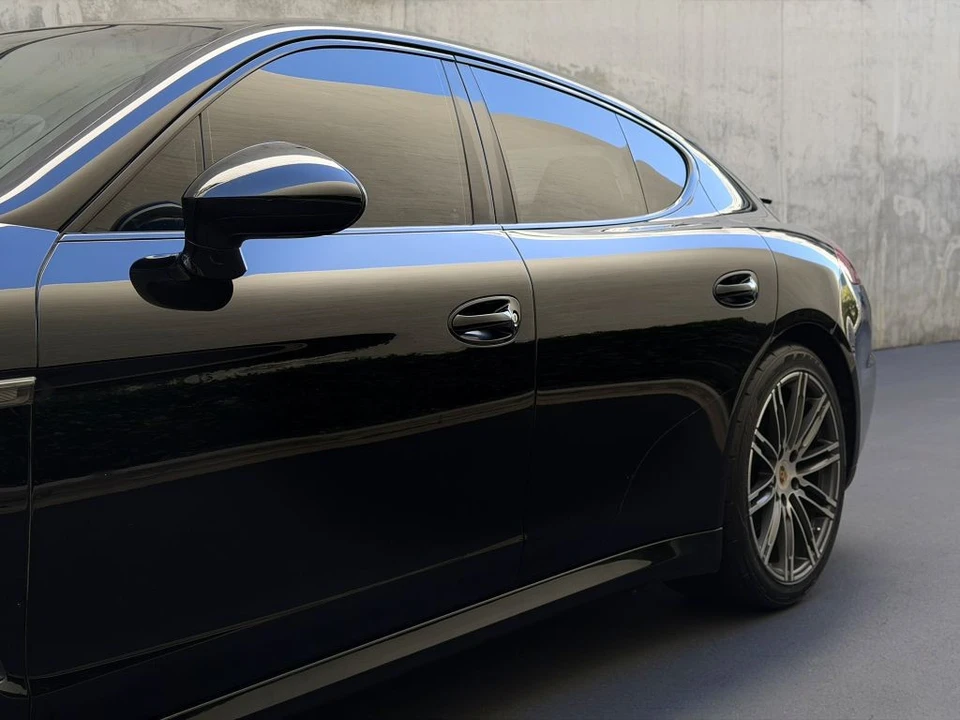 2015 Porsche 970 Panamera - Image 19 of 21