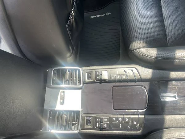 2015 Porsche 970 Panamera - Image 12 of 21