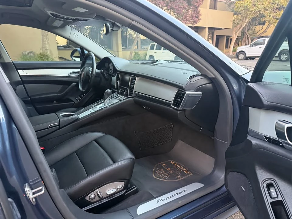 2015 Porsche 970 Panamera - Image 12 of 18