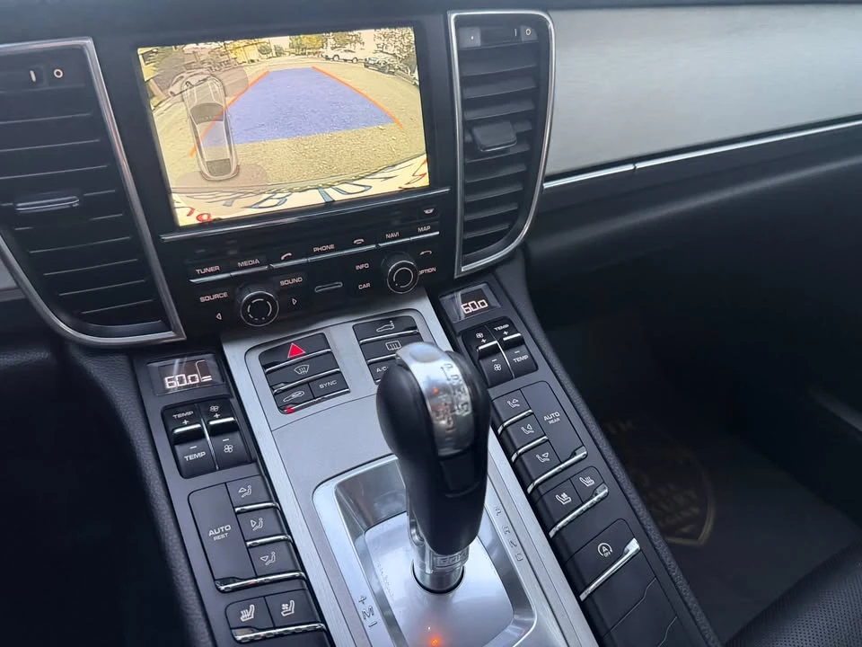 2015 Porsche 970 Panamera - Image 16 of 18
