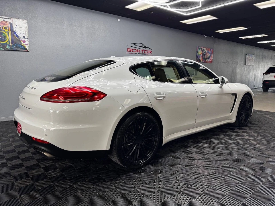 2015 Porsche 970 Panamera - Image 13 of 21