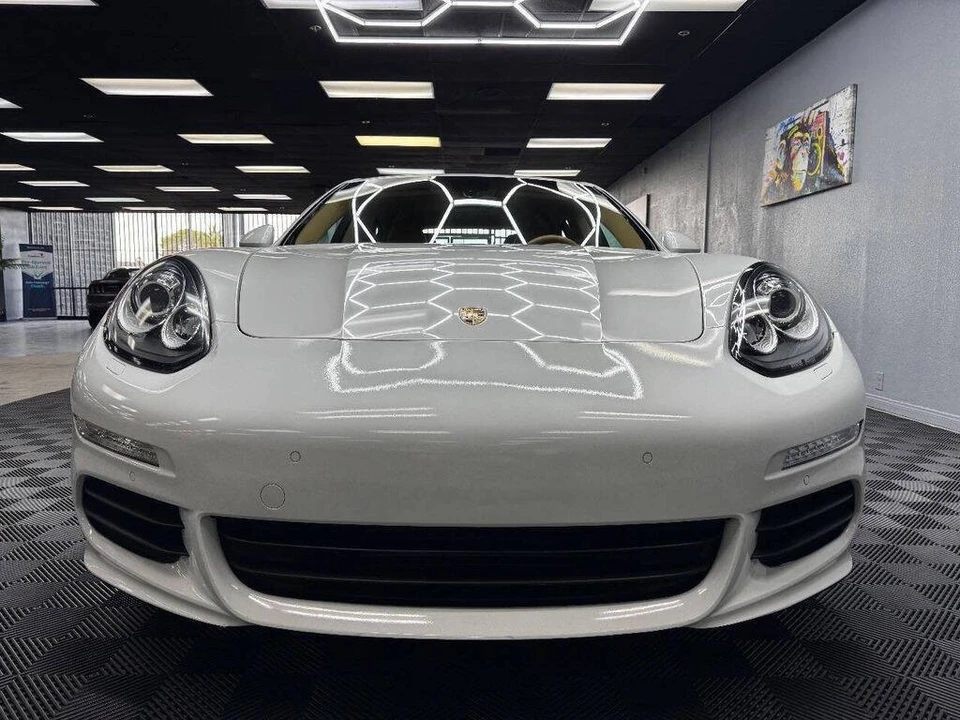 2015 Porsche 970 Panamera - Image 3 of 31