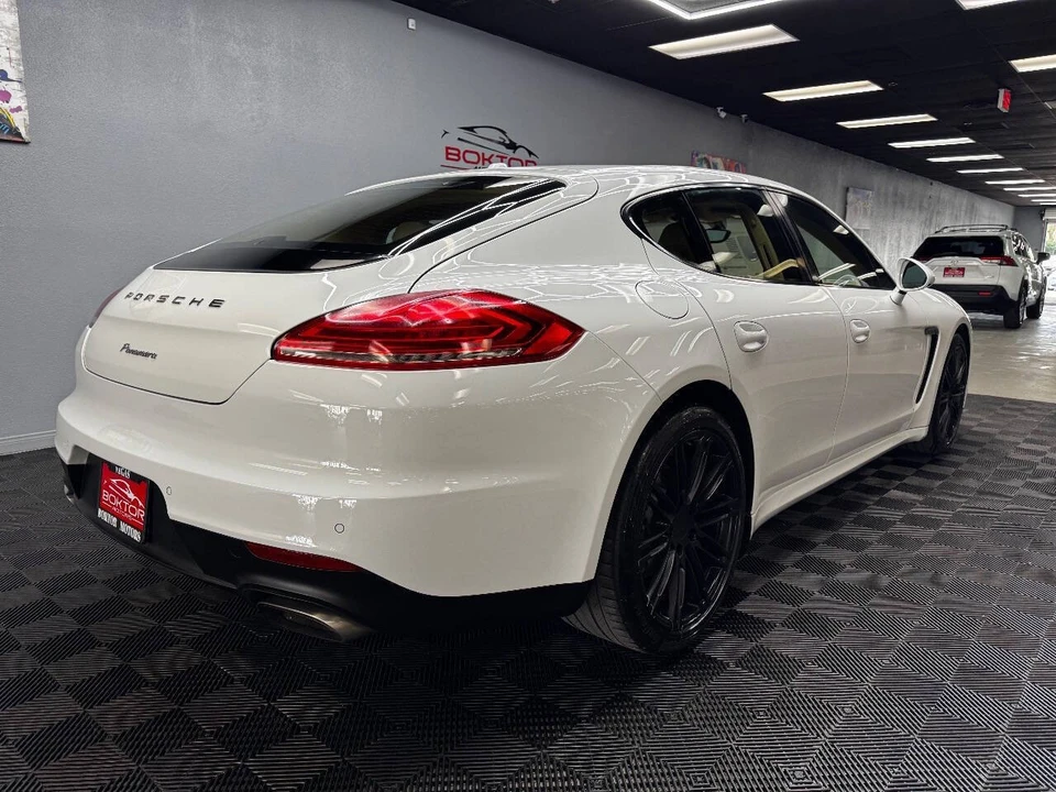 2015 Porsche 970 Panamera - Image 12 of 12