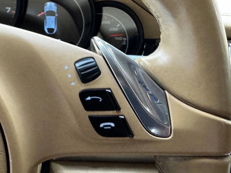 2015 Porsche 970 Panamera - Image 29 of 31