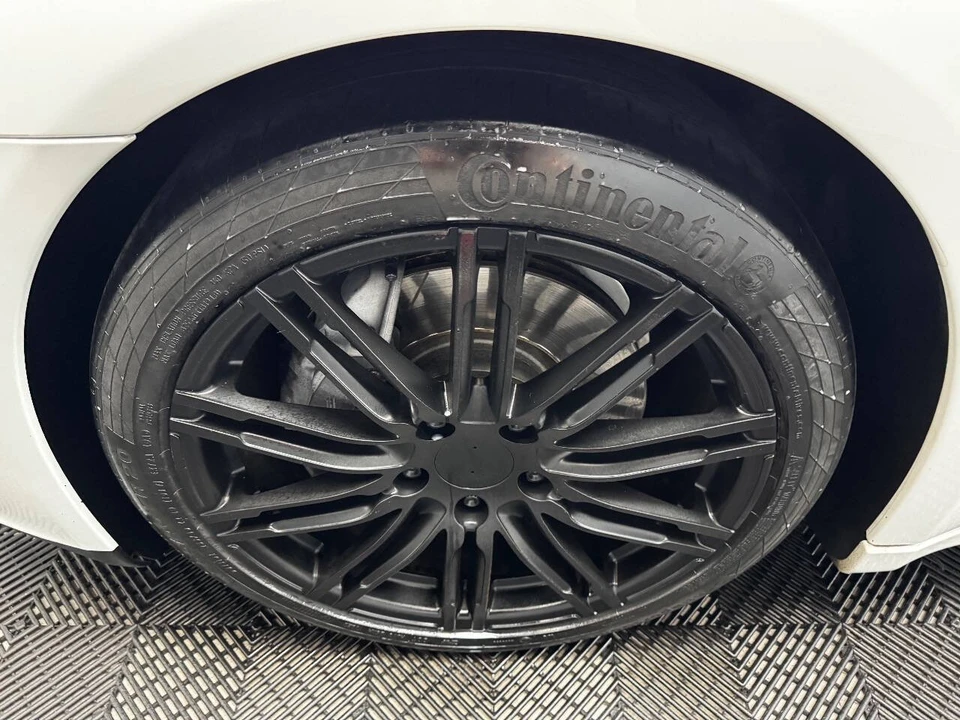 2015 Porsche 970 Panamera - Image 19 of 21