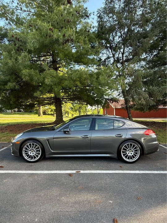 2015 Porsche 970 Panamera - Image 6 of 12