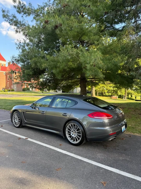 2015 Porsche 970 Panamera - Image 5 of 12