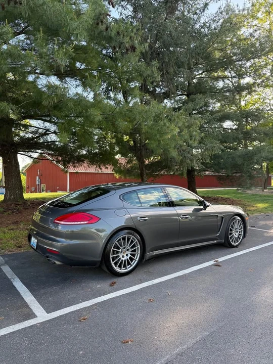 2015 Porsche 970 Panamera - Image 3 of 12