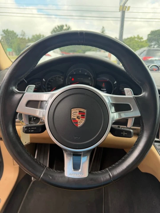 2015 Porsche 970 Panamera - Image 12 of 19