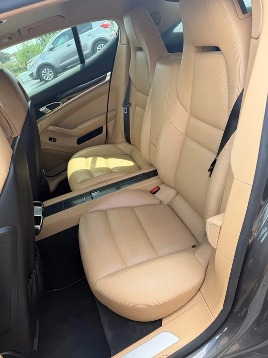 2015 Porsche 970 Panamera - Image 10 of 19