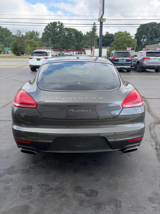 2015 Porsche 970 Panamera - Image 4 of 19