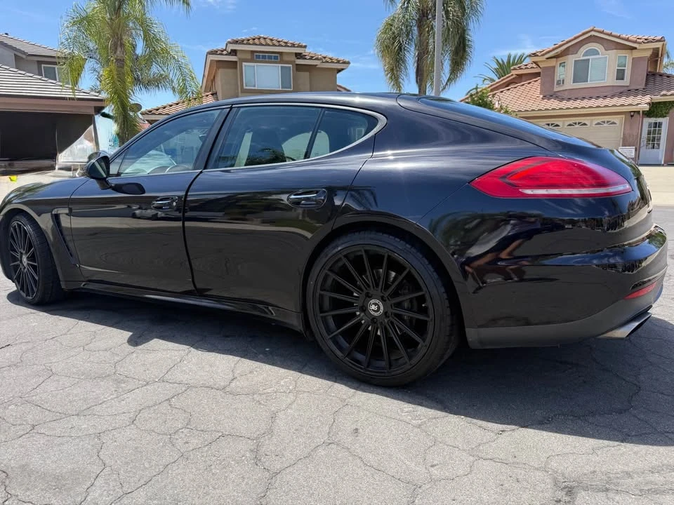 2015 Porsche 970 Panamera - Image 3 of 19