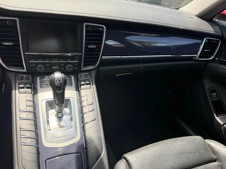 2015 Porsche 970 Panamera - Image 12 of 19