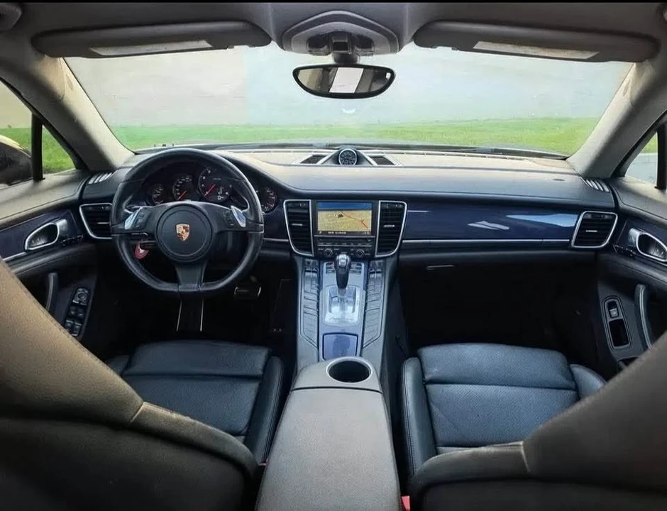 2015 Porsche 970 Panamera - Image 7 of 16