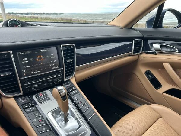 2015 Porsche 970 Panamera - Image 6 of 10