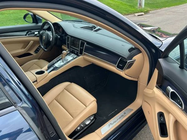 2015 Porsche 970 Panamera - Image 7 of 10