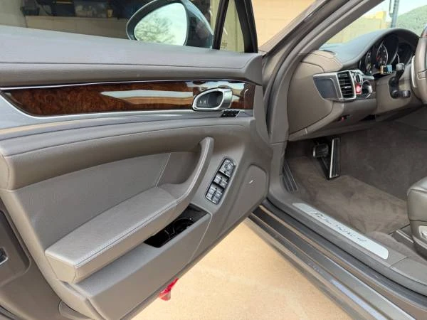 2015 Porsche 970 Panamera - Image 7 of 21