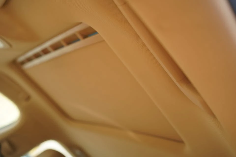 2015 Porsche 970 Panamera - Image 19 of 20