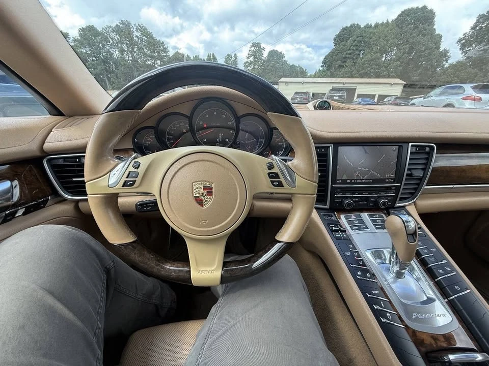 2015 Porsche 970 Panamera - Image 11 of 17