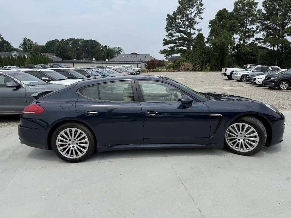 2015 Porsche 970 Panamera - Image 8 of 17