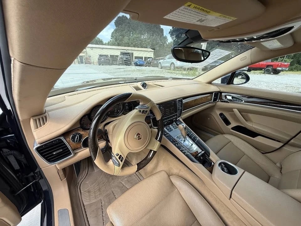2015 Porsche 970 Panamera - Image 10 of 17