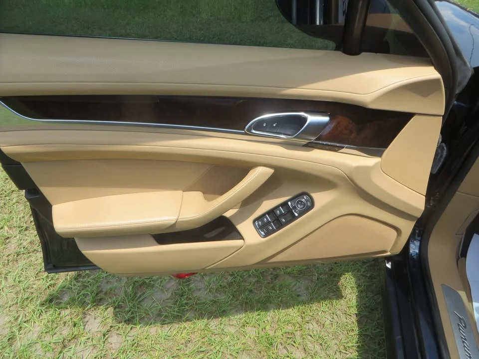 2015 Porsche 970 Panamera - Image 7 of 20