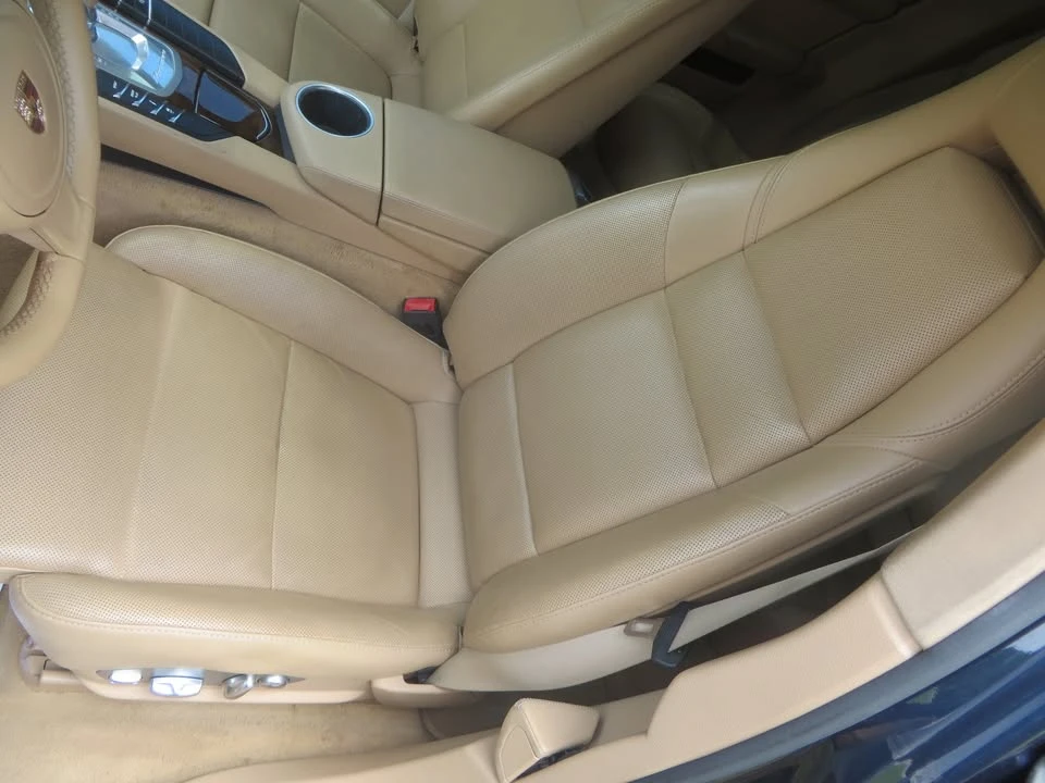 2015 Porsche 970 Panamera - Image 16 of 20