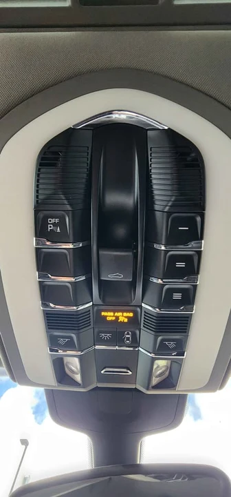 2015 Porsche 970 Panamera - Image 12 of 15