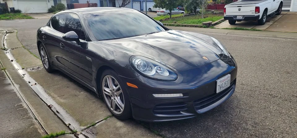 2015 Porsche 970 Panamera - Image 2 of 15