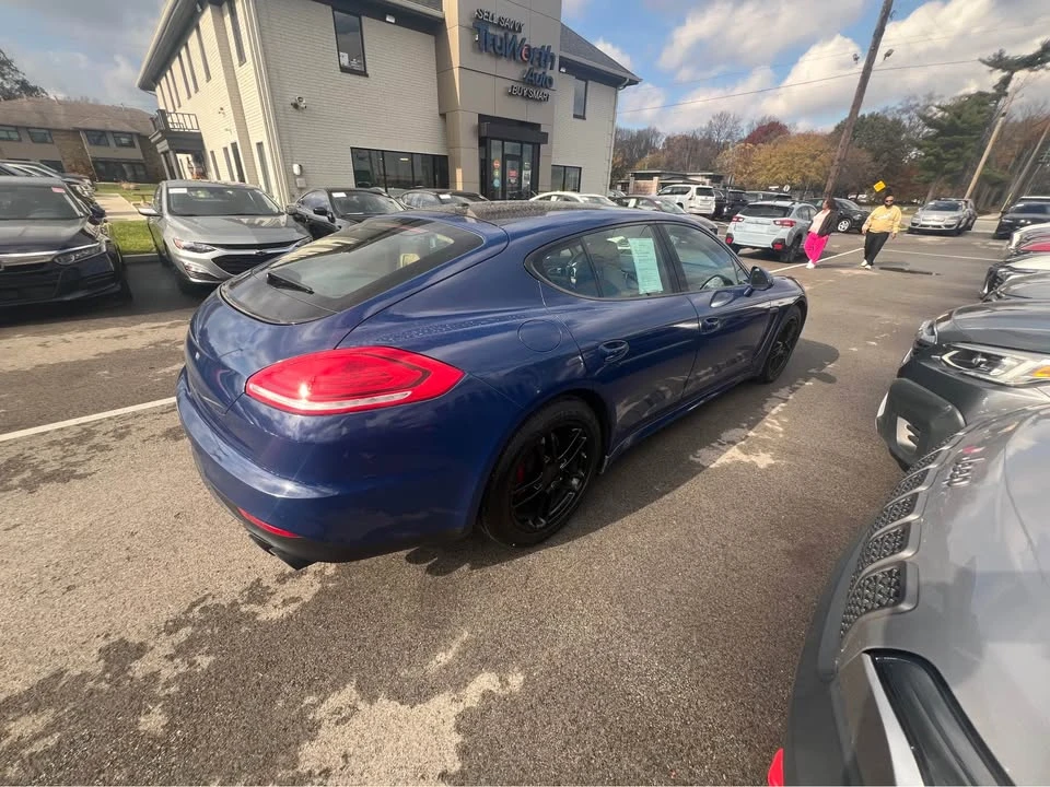 2015 Porsche 970 Panamera - Image 8 of 17