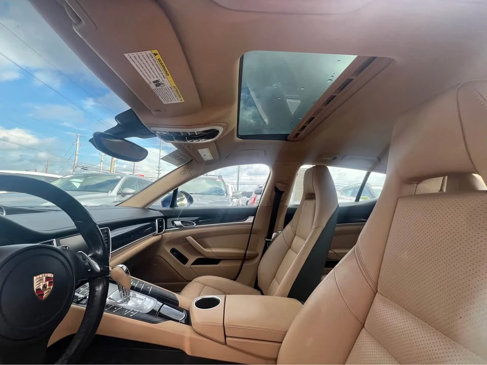 2015 Porsche 970 Panamera - Image 10 of 17