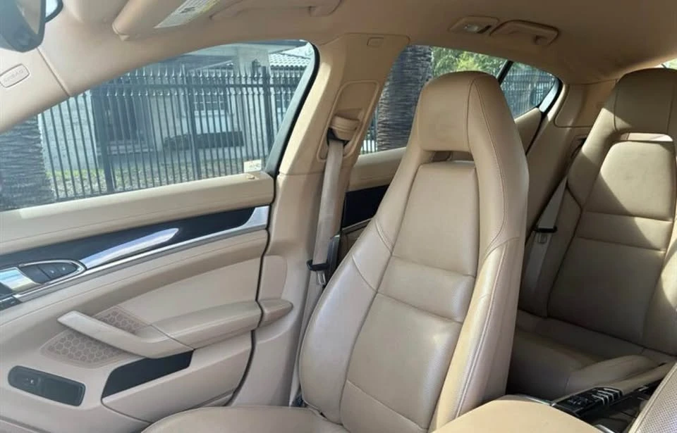 2015 Porsche 970 Panamera - Image 11 of 15