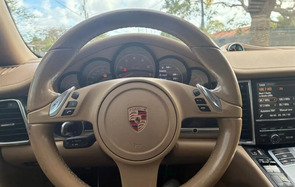 2015 Porsche 970 Panamera - Image 7 of 15