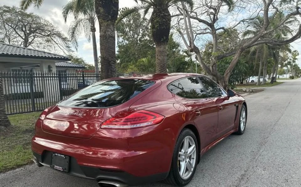 2015 Porsche 970 Panamera - Image 2 of 15