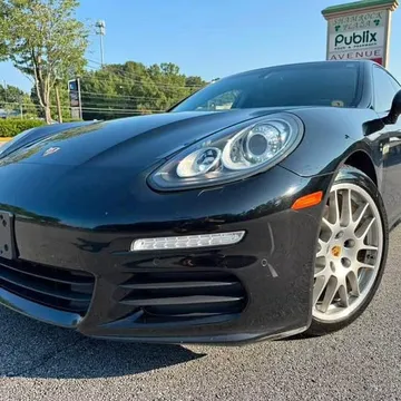 2015 Porsche Panamera 4 Sedan 4D