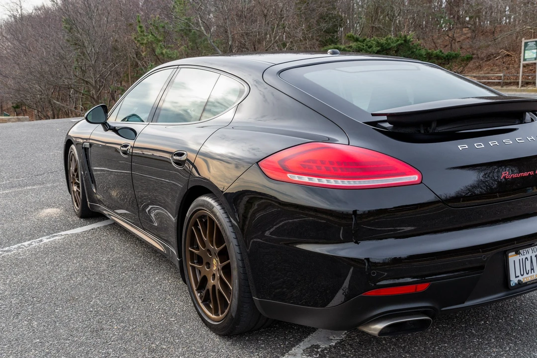 2015 Porsche 970 Panamera - Image 21 of 31