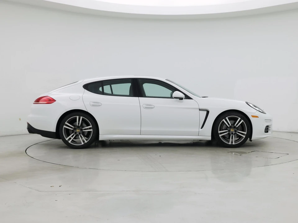 2015 Porsche 970 Panamera - Image 8 of 27